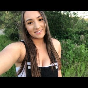 Meet your Posher, Tayler